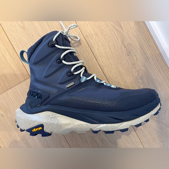 HOKA Women’s Kaha 2 Frost GTX, Hiking Boot, SZ 9.5, Waterproof GORE-TEX membrane - Picture 5 of 7